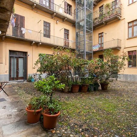 Charming Studio Near Piazza Castello By Wonderful Italy Turin Exterior foto